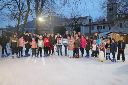 Dan Avtovleke Žerjal na drsališču; Vir: Zavod ŠTIP